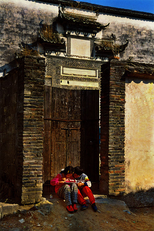 《老門(mén)樓·新一代》